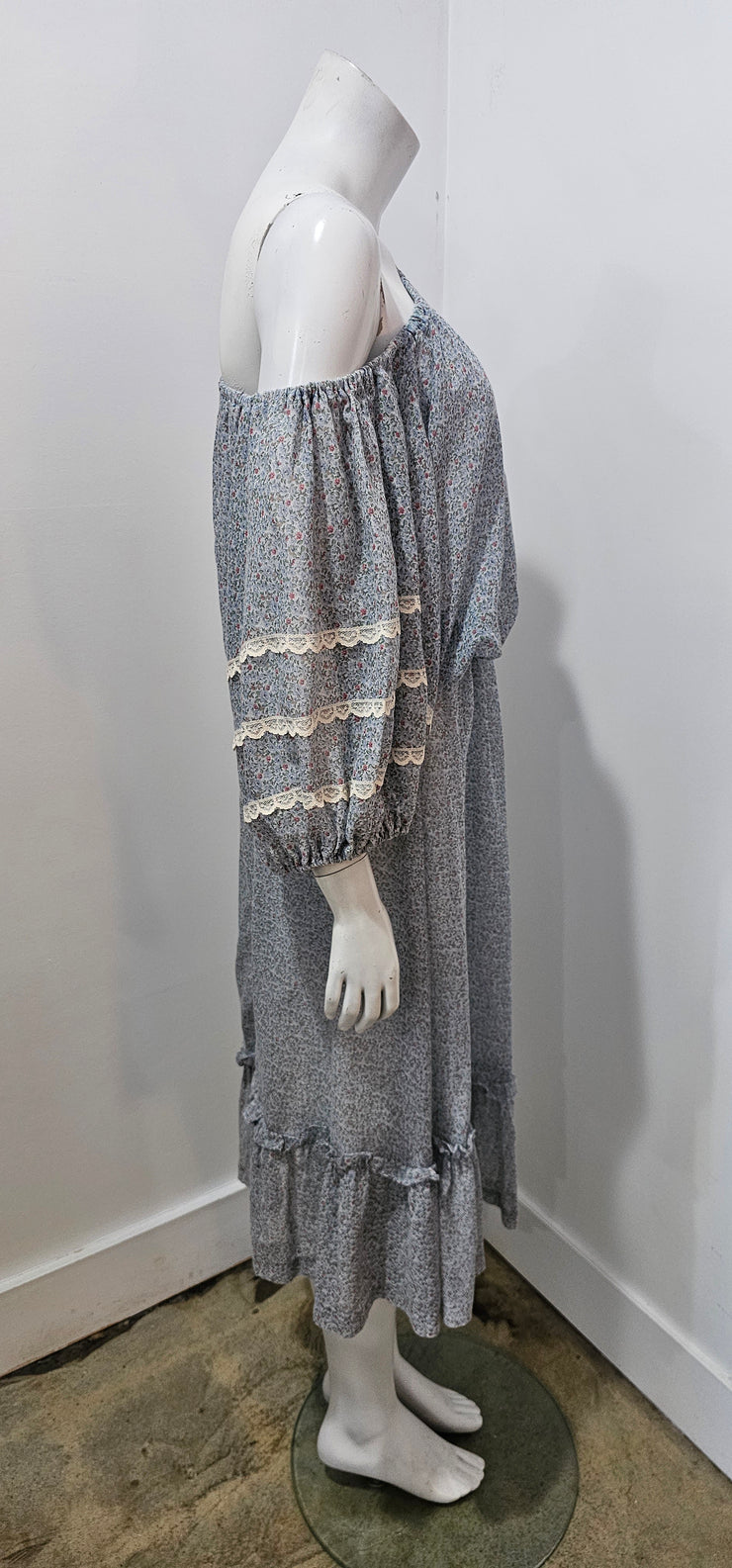 Vintage 70s Ditsy Floral Boho Lace Dolman Off the Shoulder Cotton Voile Gypsy Midi Dress