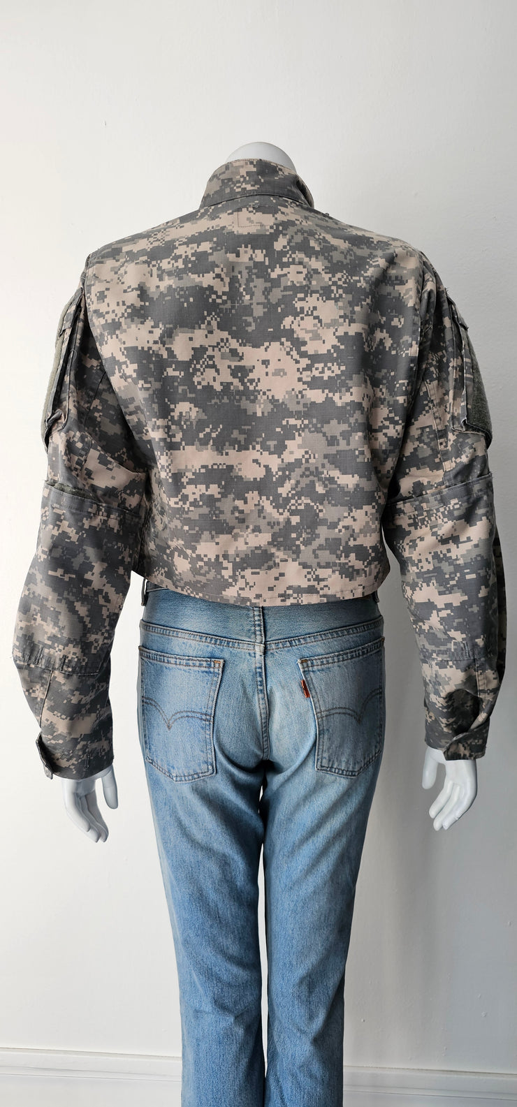 Vintage Upcycled Genuine US Army Military Troops Field Jacket BDU Digital ACU Camo Crop (Copy)