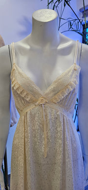 Vintage 70s Cream Jacquard Lace Goddess Peignoir Nightgown Robe Paris NY