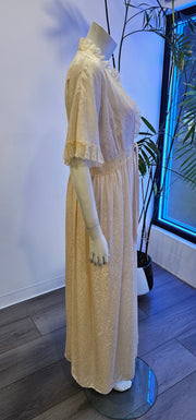 Vintage 70s Cream Jacquard Lace Goddess Peignoir Nightgown Robe Paris NY