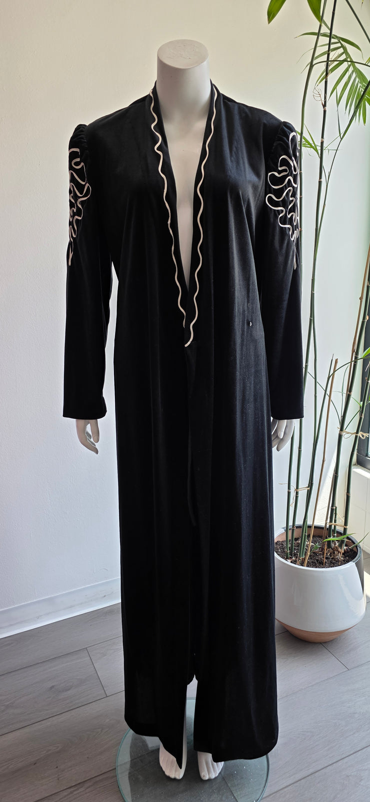 Vintage 80s Romantic Velvet Duster Robe by Vandemere