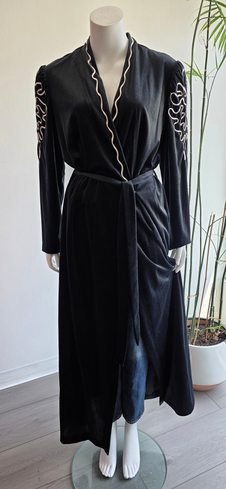 Vintage 80s Romantic Velvet Duster Robe by Vandemere