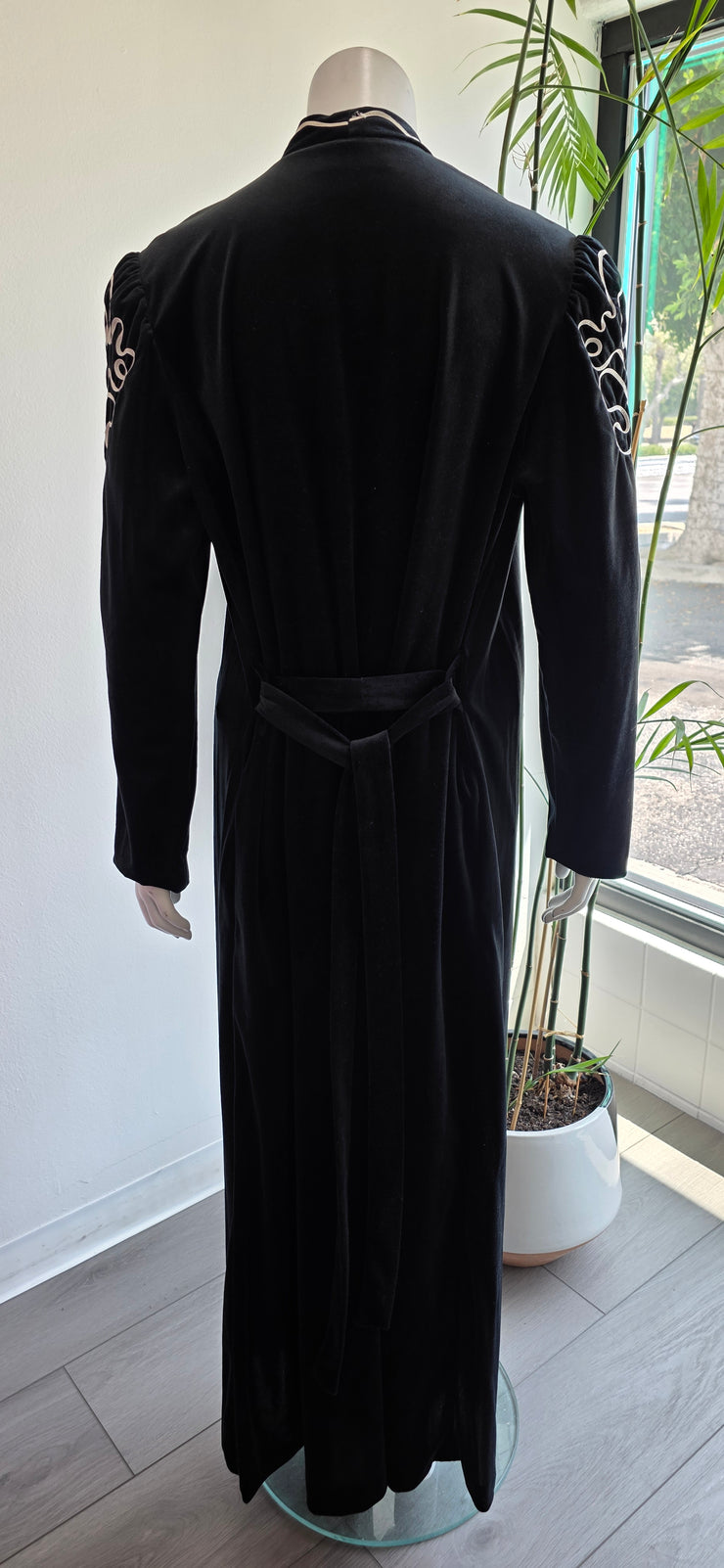 Vintage 80s Romantic Velvet Duster Robe by Vandemere