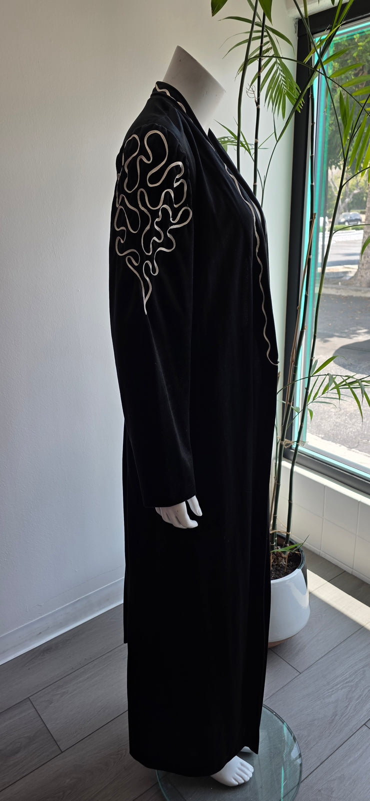 Vintage 80s Romantic Velvet Duster Robe by Vandemere