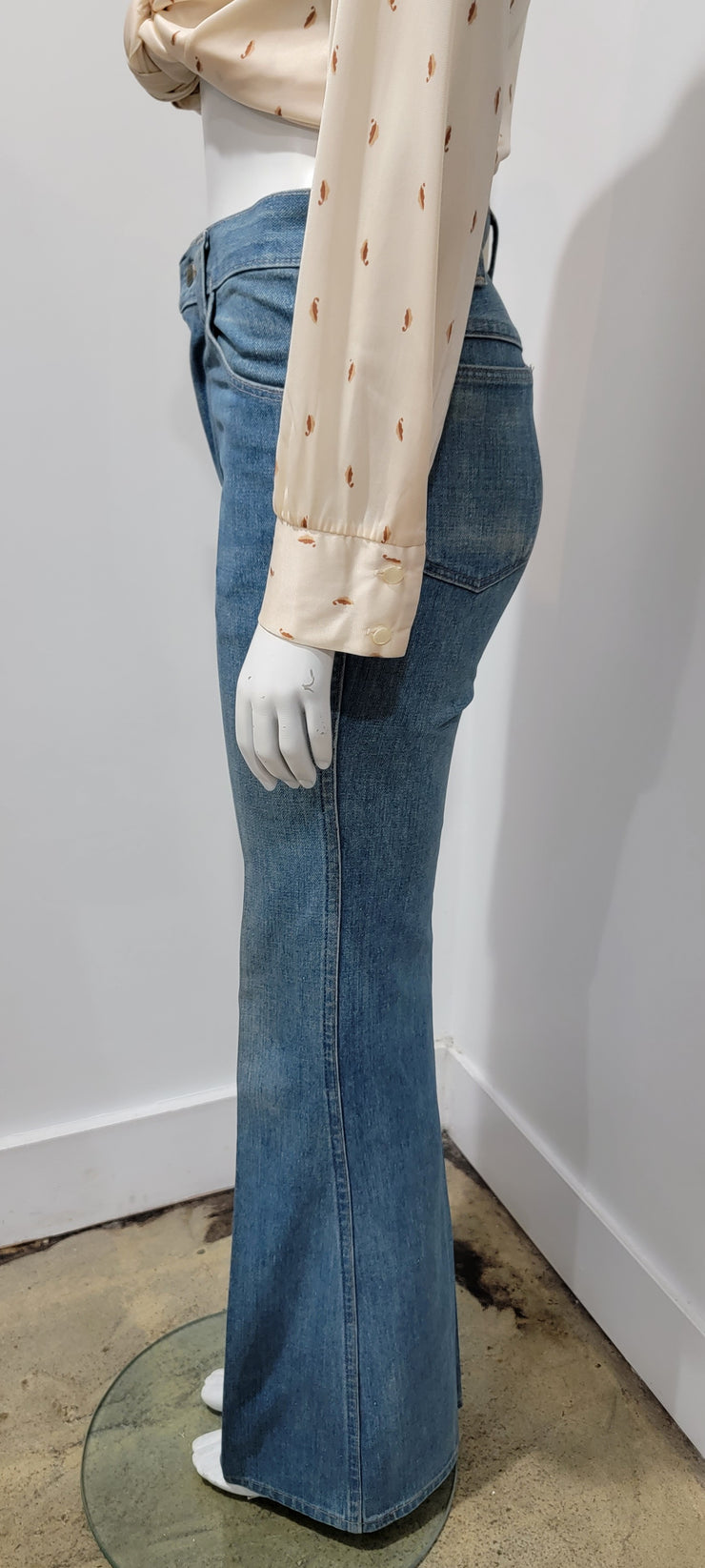Vintage 70s High Waist Slim Fit Bell Bottom Denim Jeans by Sedgefield –  STORE242