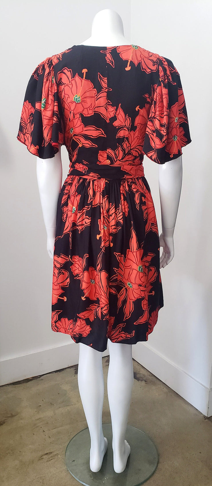 Vintage Abstract Floral Flutter Sleeve Wrap Full Pleated Skirt Dress S/M