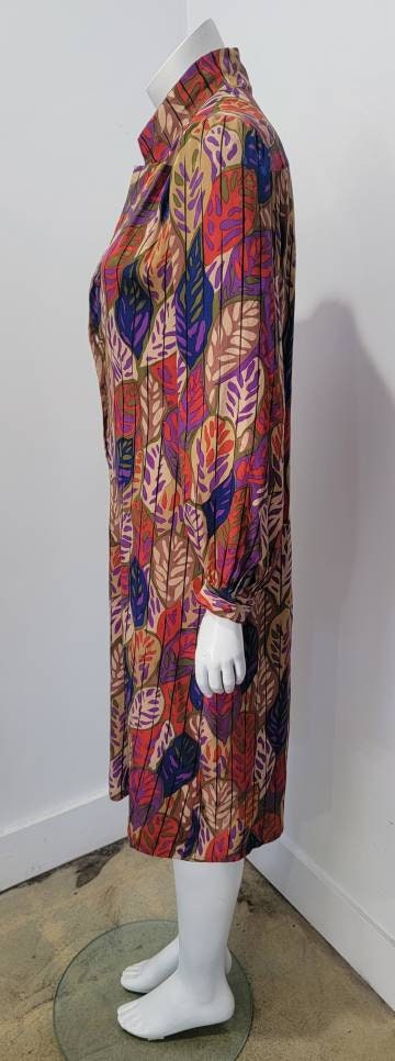 Vintage 70s Abstract Jacquard Leaf Stripe Print Henley Shift Dress by Soo Yung Lee