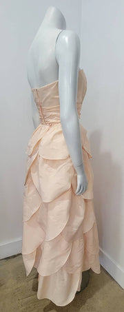 Vintage 80's Peach Sweetheart Tiered Scallop Tullip Gown Td4 by Eletra
